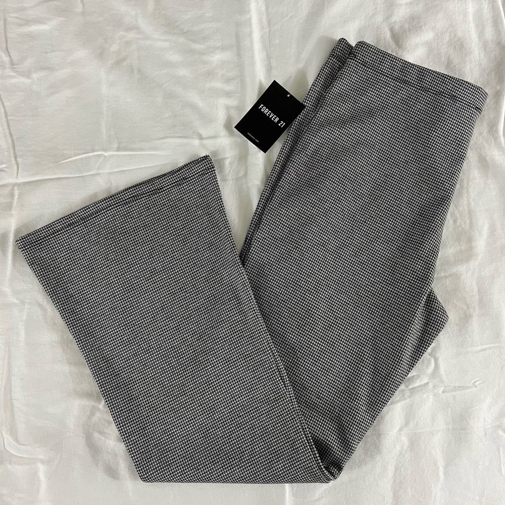 Forever 21 slacks. Size large. New with tag.